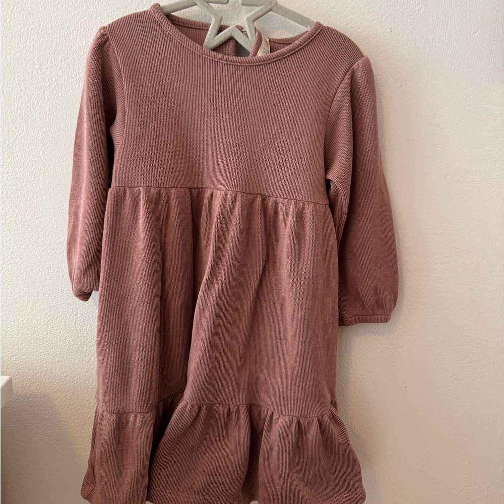Beautiful girls’ knit dress from Belgium brand UAUA